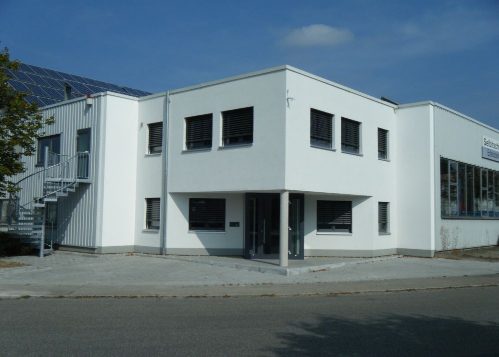 Anbau Eingangsbereich mit Büro in Leutkirch