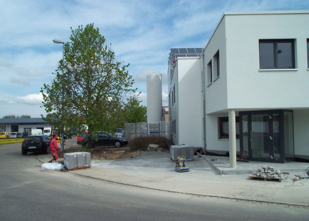 Anbau Eingangsbereich mit Büro in Leutkirch